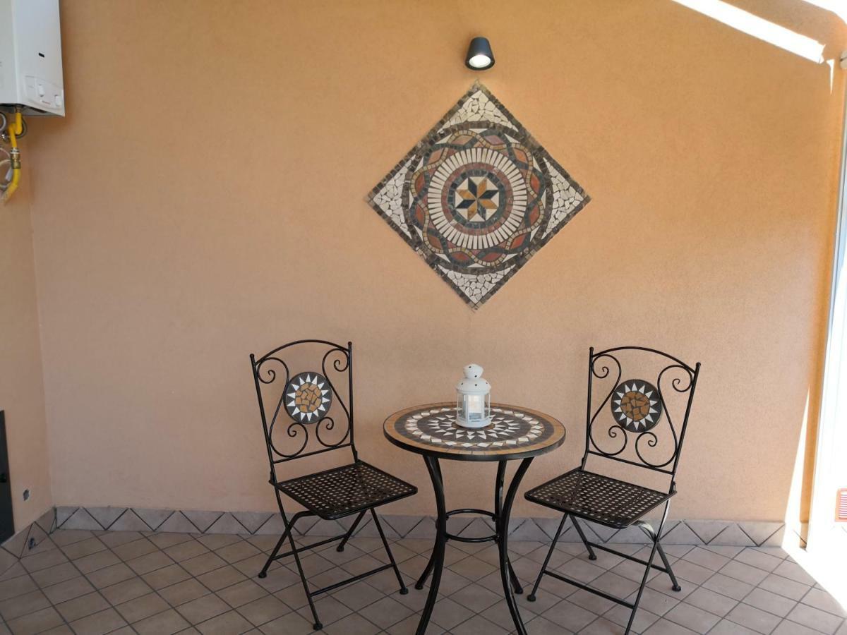 Tiny House Naxos Hotel Giardini Naxos Exterior photo